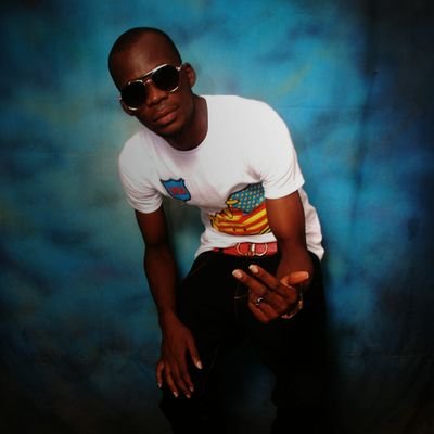 shanfatins's profile picture. i be 2BAR a songwriter, singer...entertainer, and stage performance