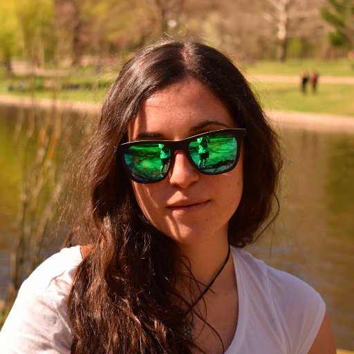 Digital marketer | reading, writing & overthinking | yogi wannabe
