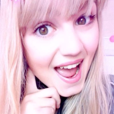 elodie997's profile picture. elo | 27| bruxelles | kiné | everyone is able to make things better, you just have to wake up