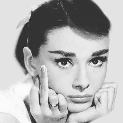 Somebody2Cry4's profile picture. instagram: alice_in_wowowonderland