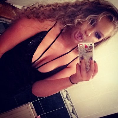 shannonleia2's profile picture. 