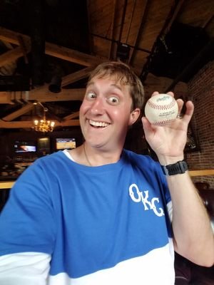 Live in OKC. Work in the oilfield. Fantasy sports enthusiast.