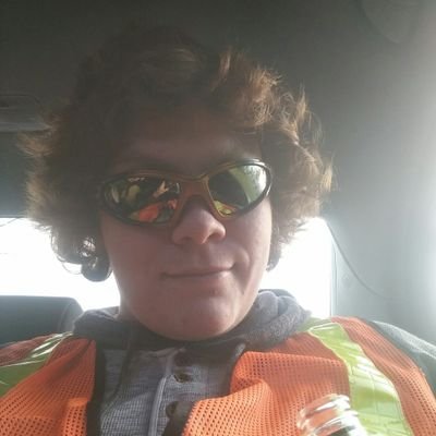 Dylan_tamlin17's profile picture. My couch pulls out, but i don't