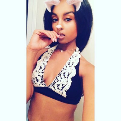 LunaMistero's profile picture. The more I challenge myself✨the more I realize just how great I truly am✨ A master of all things✨I am QUEEN ✨👑 25🦋