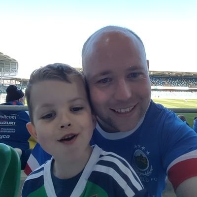supporter off (in no particular order) Blackburn Rovers Fc, Linfield Fc & Glasgow Rangers FC! Also a fan of ulster rugby and Miami Dolphins
#GAWA ⚽⚽