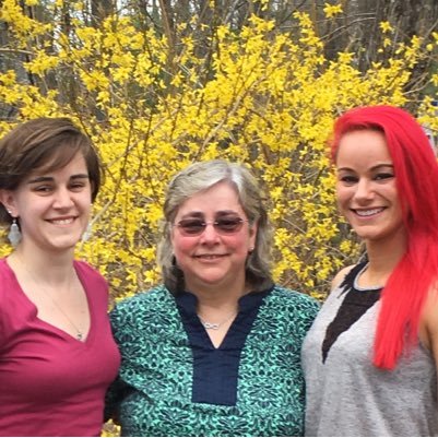 Jackie and Casey's mom Love the Red Sox, UConn WBB and NASCAR...and cats! May be slightly opinionated.