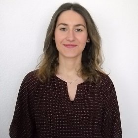 Educadora Social.
Máster en Profesorado. Especialidad FOL.
Técnico de Apoyo a la Inserción en Ayto Osuna (Sevilla).
Vicesecretaria en Asociación Meraki Osuna.