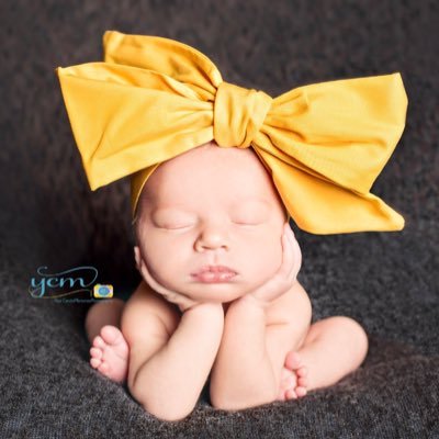 As seen on Etsy Bella Tease is a handmade shop that sells head wraps that can be worn from babies to adults as bows, rose, turbans and headbands