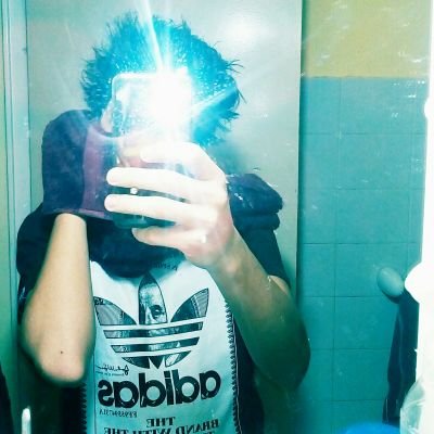 ShantySkills_'s profile picture. YOUTUBER XDD

Max Rank Top: 13 SouthAmerica BuildUHC

AHORA TOP 19 😞https://t.co/LfQjUn5scE…1D