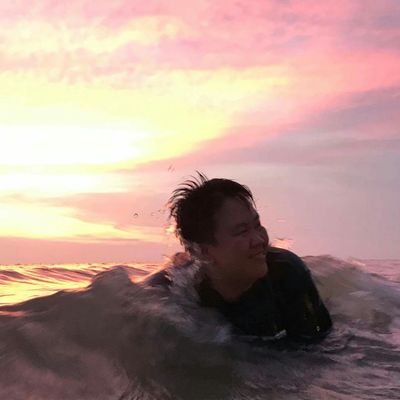 ngomngim's profile picture. Be happy