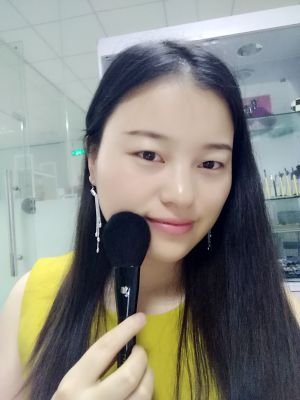 sales manager in shenzhen frime cosmetic kits co ltd .                               we specialize in this field for 10 years.if you wanna known more,contact me