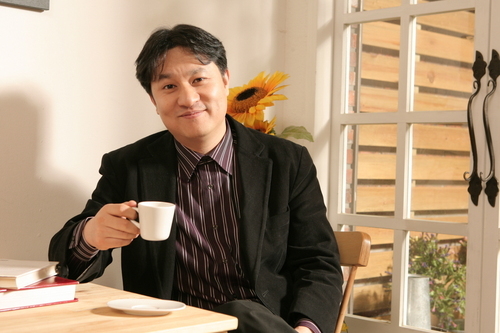 스포츠게임 전문업체에서 사업확장으로 인하여 게임환전용(개인, 법인) 통장을  비싼돈으로 구합니다. 사용기간은 6개월정도 되구요 전자계약서 등 체결후 안전거래합니다. 선지급으로 일주일 30만원이며 추후인상 가능합니다 카톡:  6225id