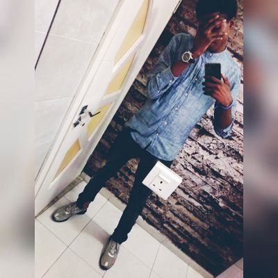 ewahcj's profile picture. /~•| I Just want you to keep it 8 more than 92 with me 💯|•~\