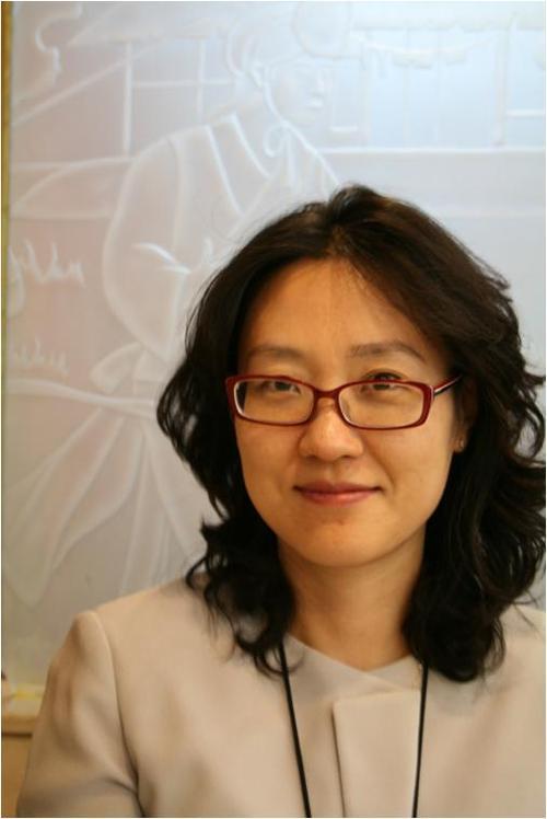 꿈을 찾아 헤매고 있음.