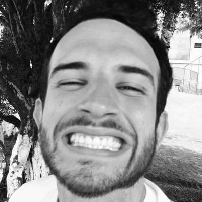 vidadelucao's profile picture. A vida é uma​ escola e eu só reprovo.