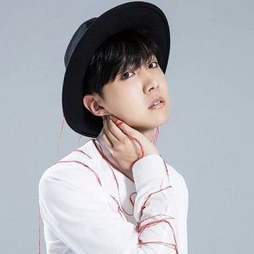 kron_omi's profile picture. 