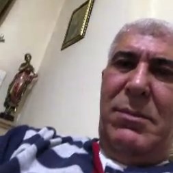 wtflyndss's profile picture. follow me im a hacker