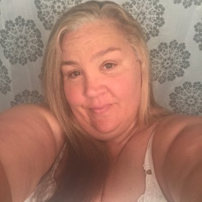 gudheart's profile picture. I am 44 I live in New Jersey and I drive a truck for the family business. I love to cook and bake. I am single and probably will be forever...