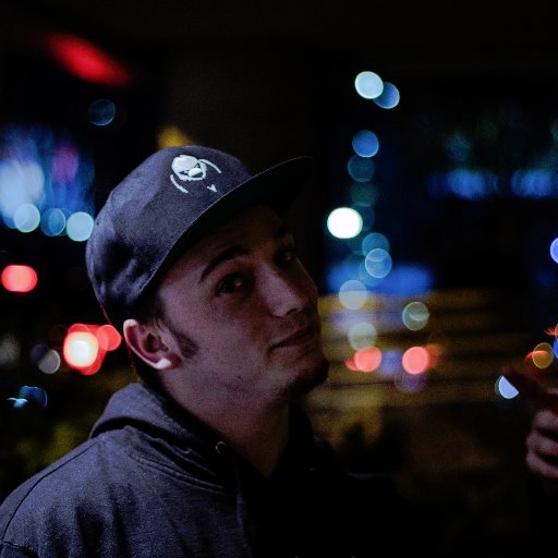 Owner/Founder/CEO @PndaGaming | @LouRedWolves | Email: CodeE@LouisvilleRedWolves.com