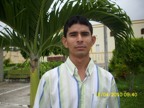 cesar1985c's profile picture. 