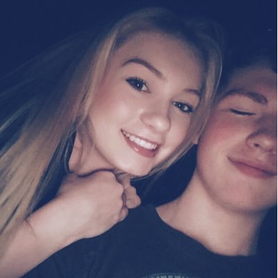 _KeriNichole_'s profile picture. Literally only made this bc Kiara forced me to so she can share memes with me