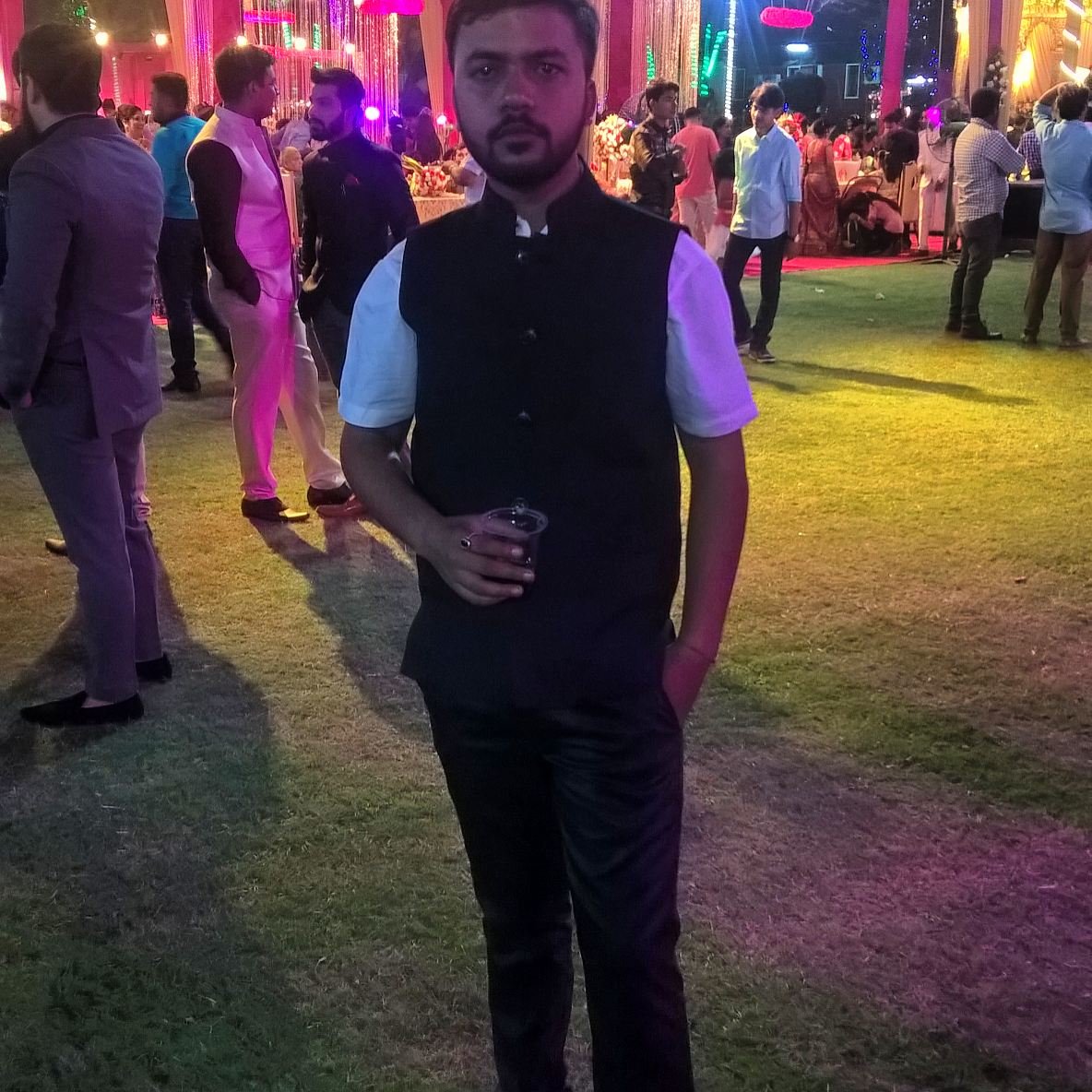 Tushar07101994's profile picture. 