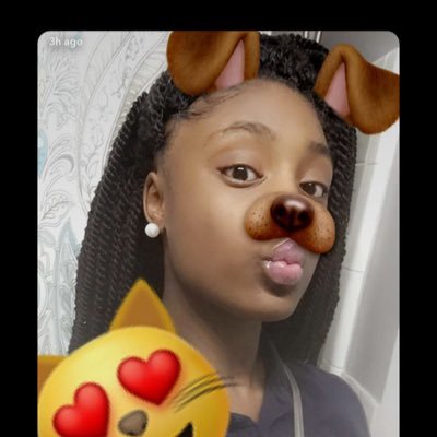 I love to dance❤💁🏽👑Snapchat:nana_baby104💅🏾😍kiah's bestfriend 🤞🏽❤️