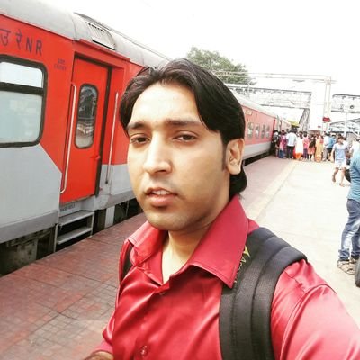 रंजिश ही सही, दिल ही दुखाने के लिए आ, आ फिर से मुझे छोड़ के जाने के लिए आ 😔

***

Style is a way to say who u are without speaking... ✌