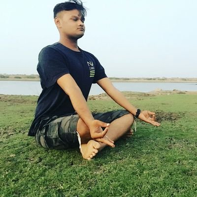 SARCASM is the only language i understand.😈
MSD 😎
Gully Cricketer 🏏