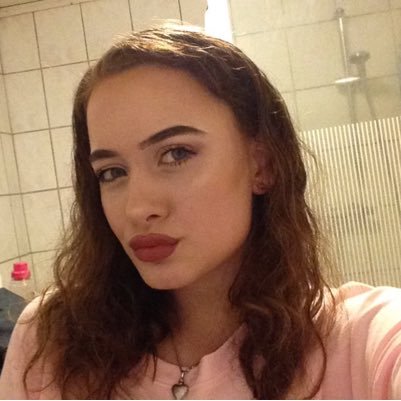 XBasicQueen's profile picture. 