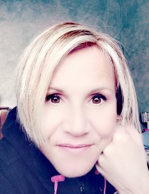 SilviaSpagiari's profile picture. Musica Artisti Italiani Arte e Cultura Artisti Stranieri