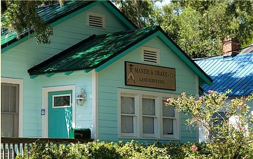 manziedrake's profile picture. 