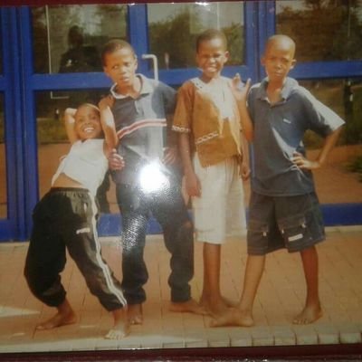 KMahupu's profile picture. The realiss😎 chef in training⚡⚡⚡ put your guala where your mouth is💰💳💱
it's not always about the sauce baby😏🐐 coz i got the gravy and Mayo too💃😏