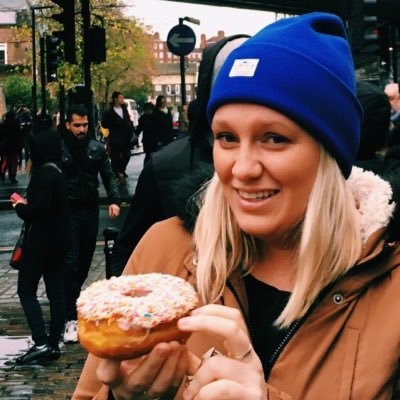 jessbslow's profile picture. Dale got hulk hands?