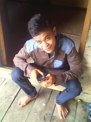 f7615c5cec7b47b's profile picture. aku rindu kamu