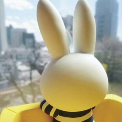 ときめきトゥナイト(池野恋)大好きです。 矢野顕子、さくらももこ、岩本ナオ、ミッフィー、髭膝、髭切、膝丸、刀ミュ源氏兄弟、源氏おもち、太郎太刀、 刀剣乱舞、•5、おジャ魔女…本屋さんも大好きです。 成人済み、いい歳です。