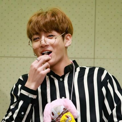 Vamos ser armyguinhas🌈
Entre em um mundo sem saída comigo~
Prazer Sr.Taemin
Siga meu FC no instagram @Kpop_tudinhoz❤