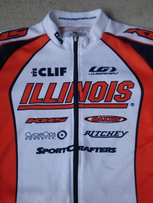 This is Illini Cycling's Twitter! Follow us to get updates on group rides, meetings, races, and general club goings-on!