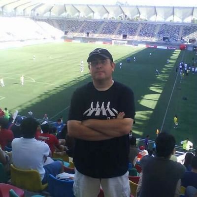 hincha del más grande ¡¡¡COLO COLO!!! rutero por excelencia, nueva vida feliz 😀  Sur de Chile