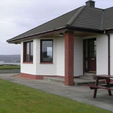 Self-catering, #petfriendly cottage with a 5* welcome on #LochEwe in Mellon Charles, Aultbea, #WesterRoss just off the North Coast 500 #NC500