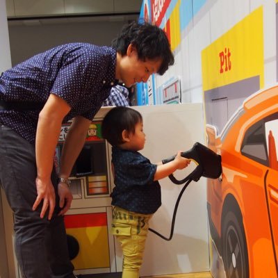 川西市立総合医療センター。認定理学療法士(脳卒中)。心臓リハビリテーション指導士。修士(健康科学)→博士後期課程(畿央大、森岡ゼミ)在学中。Break Danceのgroove感を脳科学的に説明出来るようになることが目標です。現在は痛みの研究をしています。