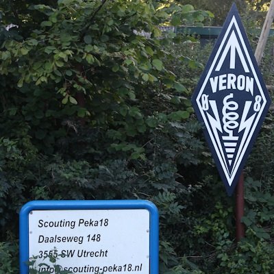 PI4UTR is de Callsign van VERON afdeling A08, Centrum. UTR staat voor Utrecht. De vaste clubavond is elke dinsdag om 20:00 uur.

Zie ook https://t.co/wiL7K7DSvz.