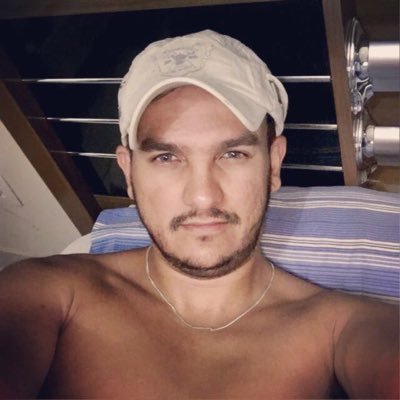 Estudante de computação, profissional em mecânica e apaixonado por tecnologia.