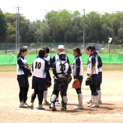 埼玉大学女子ソフトボール部 佐々木美月 7 外野手 自称クールビューティー担当 かわいいルックスとは裏腹に同期に対してはものすごく毒舌 運動神経は抜群によい 部活には遅刻したことはないが 普段はクールな遅刻魔らしい 秋リーグまであと3日