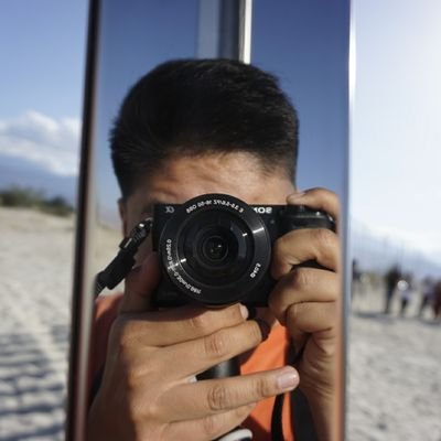 scrvnte's profile picture. 25. LA Native, Art Historian