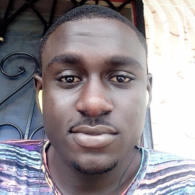 realdodikelly's profile picture. You in no competition with anyone else. Plan to outdo your past, not other people.
#Livethehighlife
