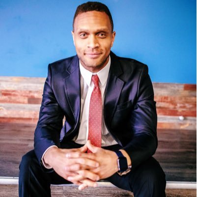 Free conscious Black king 👑 ✊🏽 | Comms & Media pro| Formerly: 1st AfAm elected to Linn County Board | @OFA '12 | @IowaDemocrats | @CaseFoundation