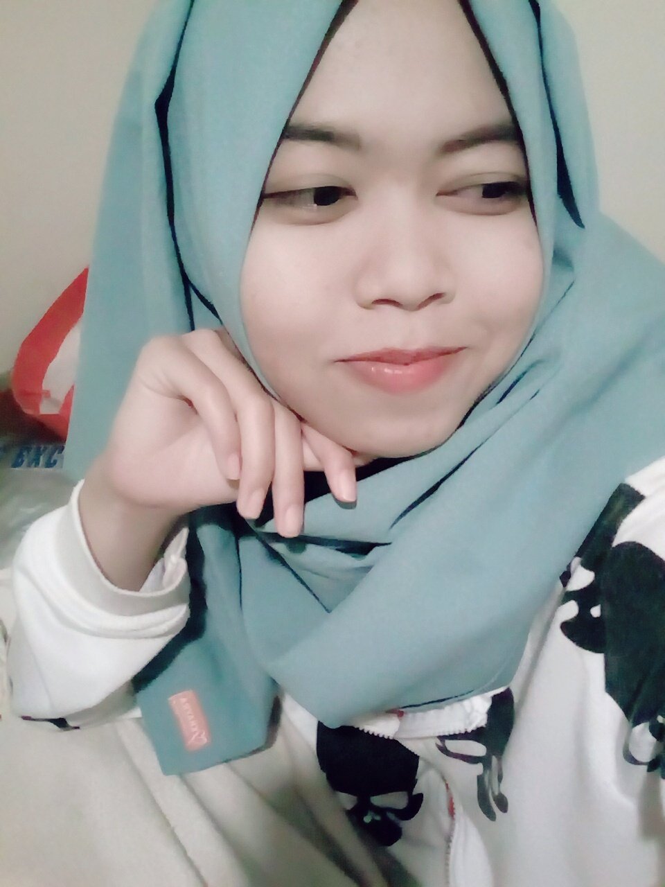 Sulisty10201357's profile picture. 