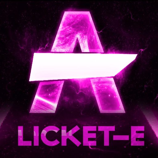 Australian 🇦🇺 / PS4 Player but play PS3, Xbox for fun / member of @AdorNClan @ 1000+ subscribers/ Check out my channel :)