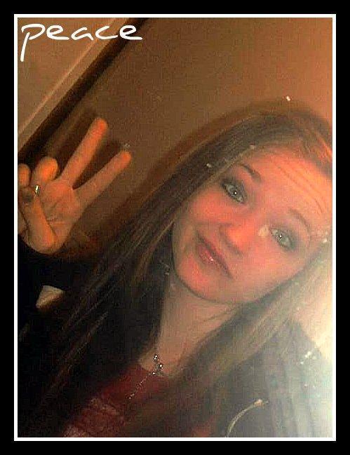 alisha_smith's profile picture. Name's Alisha. I'm 17. 4/1/93